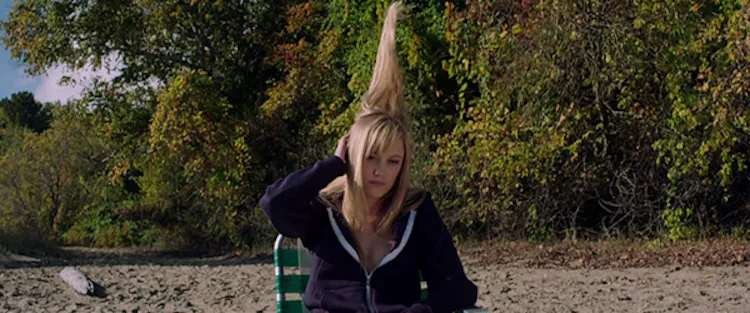 it-follows-01