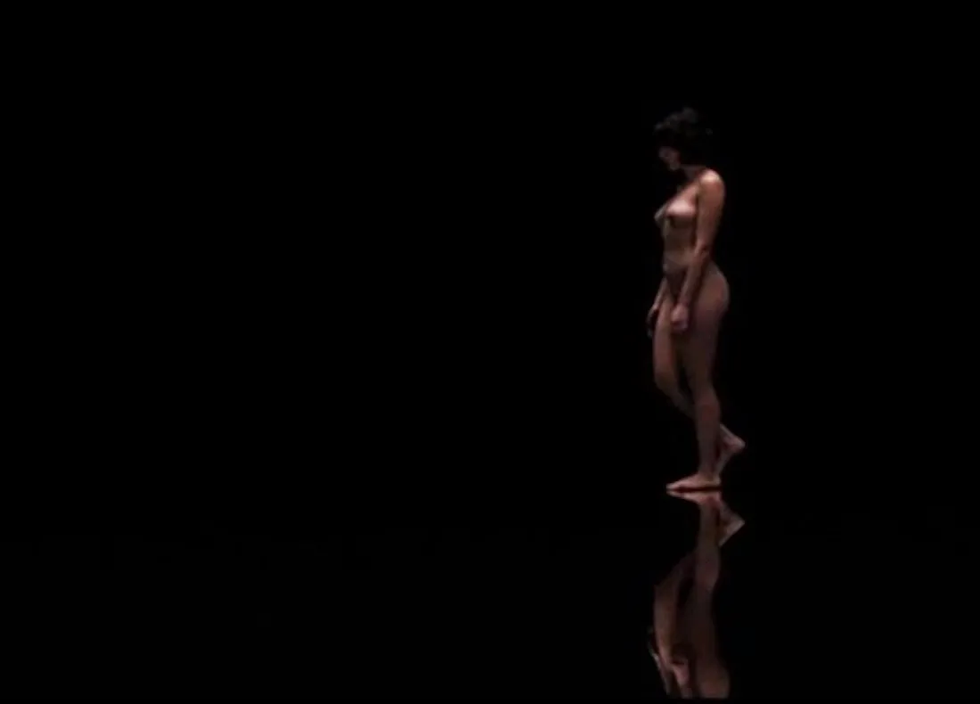 under-the-skin-02